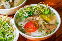 Thử ngay 8 món ăn nổi tiếng thành phố biển Nha Trang