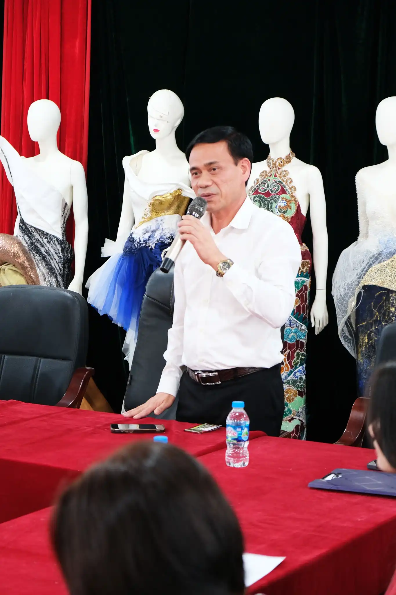 Hội thảo khoa học “SUST-AI-NABILITY”: Khi trí tuệ nhân tạo, thời trang và không gian cùng kiến tạo xu hướng tương lai
