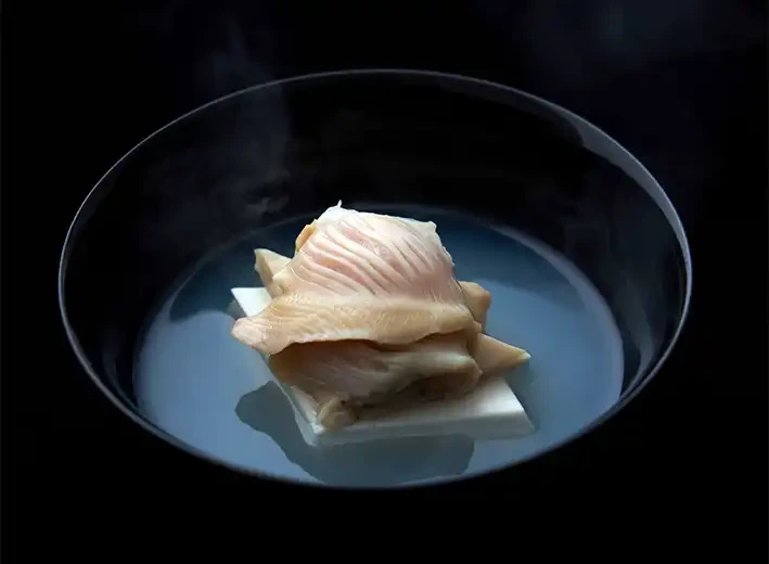 Tokyo tiếp tục dẫn đầu thế giới về số nhà hàng gắn sao Michelin