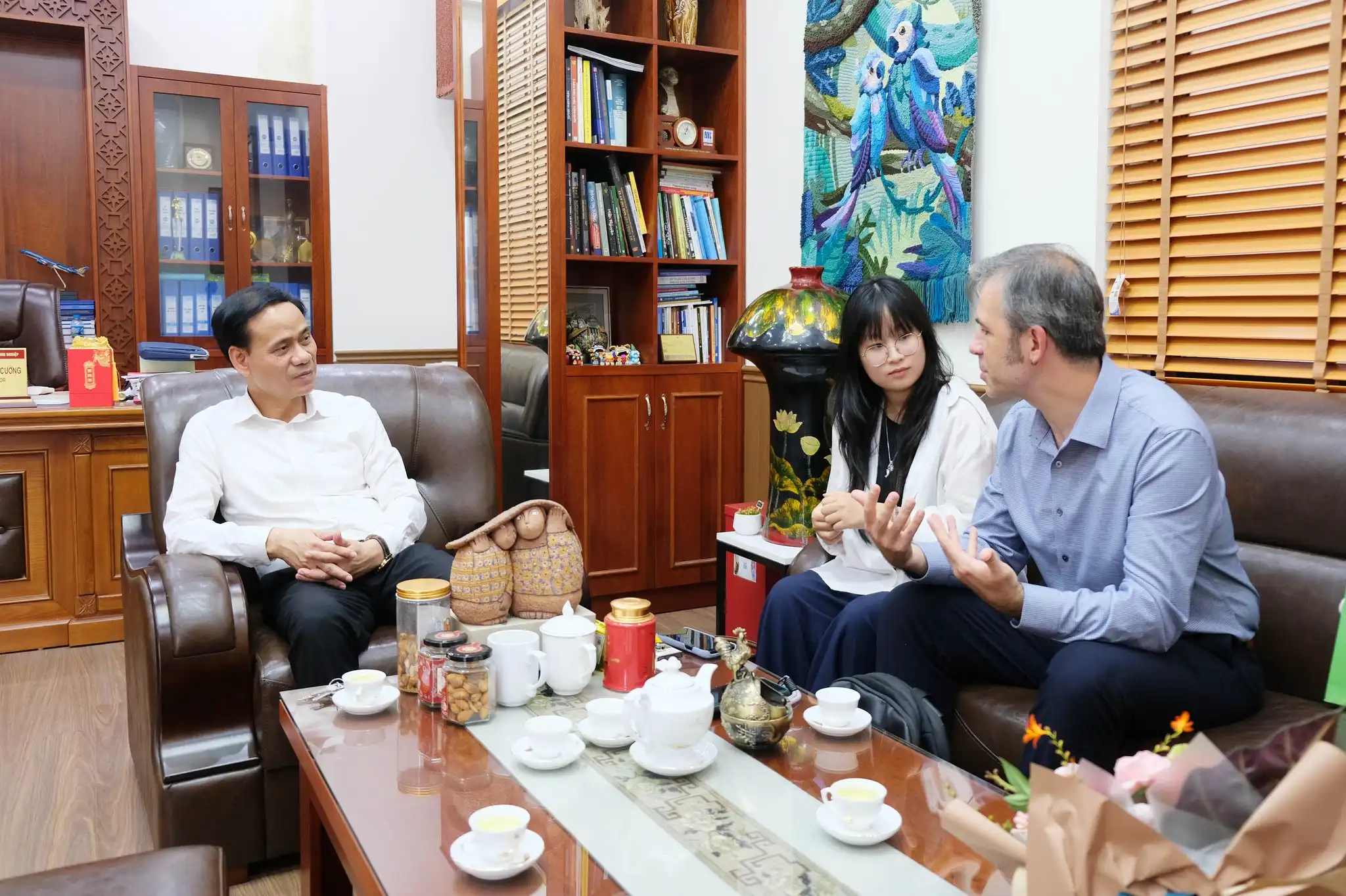 Hội thảo khoa học “SUST-AI-NABILITY”: Khi trí tuệ nhân tạo, thời trang và không gian cùng kiến tạo xu hướng tương lai