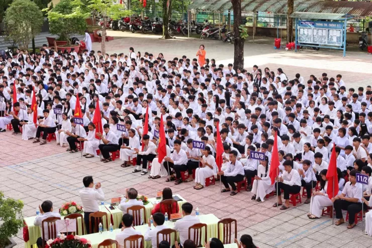 Trường học chủ động điều chỉnh dạy học ứng phó với nắng nóng