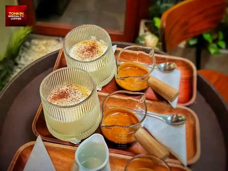 Menu Tonkin Coffee có gì đặc biệt giữa trung tâm TP.HCM?